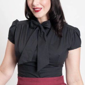 Black Heart of Haute Estelle Bow top 1X